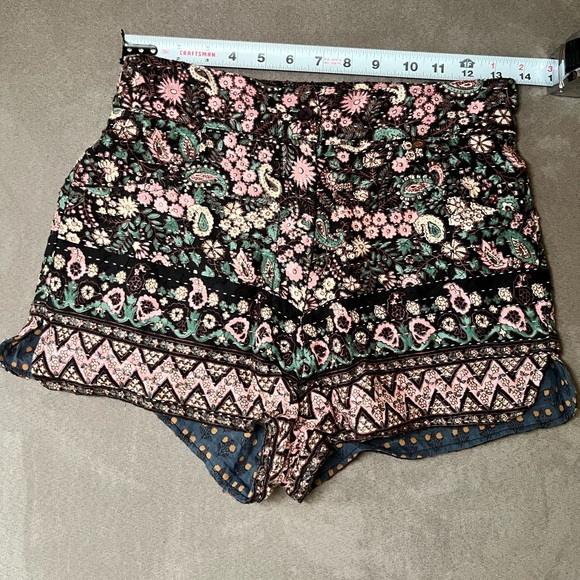 Anthropologie Antik Batik Helena Cotton Boho Quilted Shorts $161 SMALL 38 Black - Picture 5 of 10